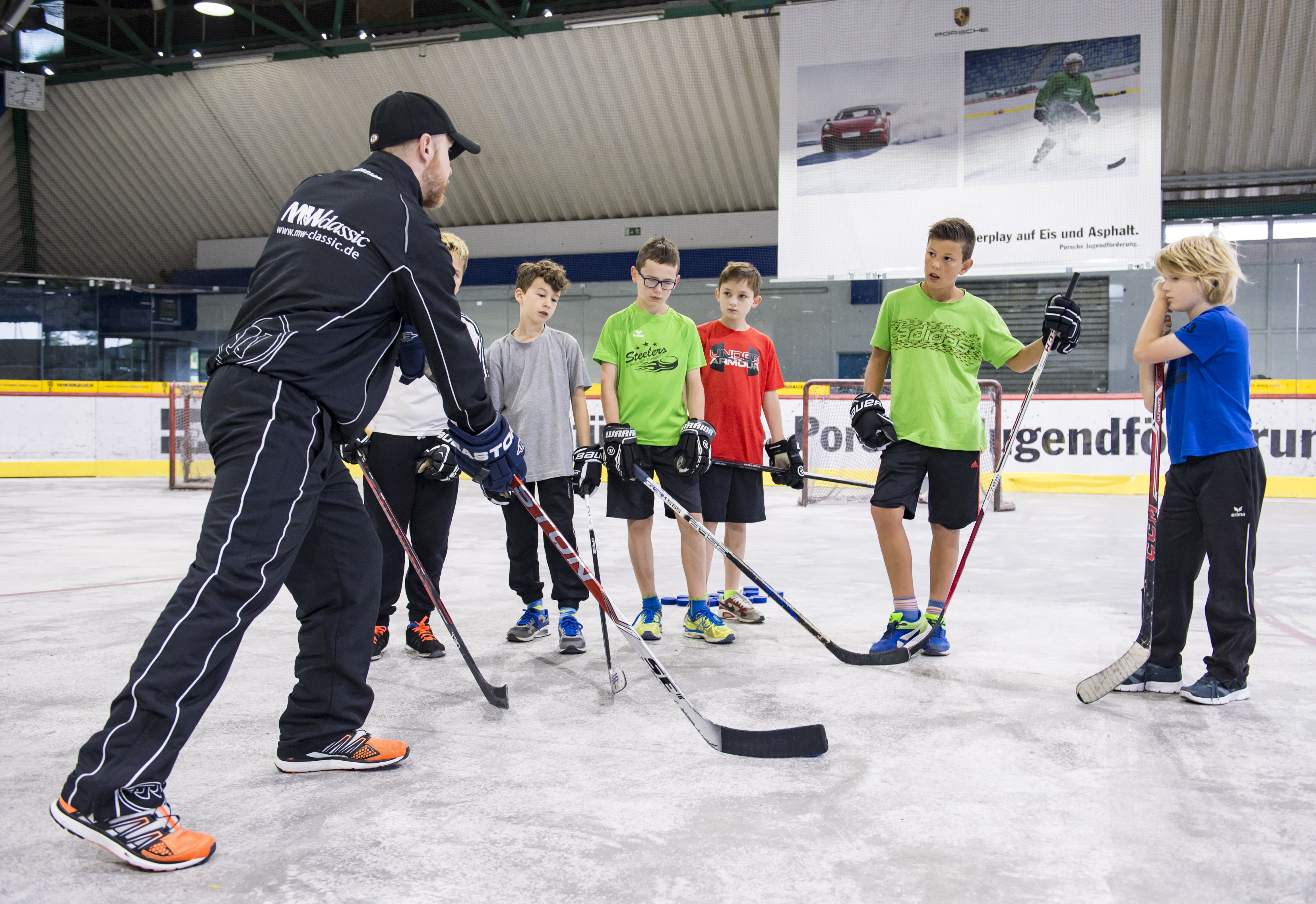 Porsche Eishockey Camp Schießen