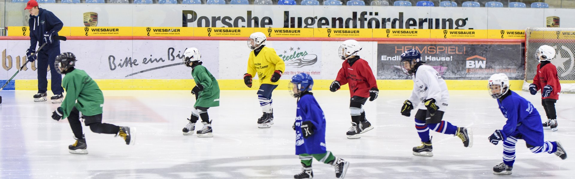 Porsche Eishockey Camp, Schlittschulaufen